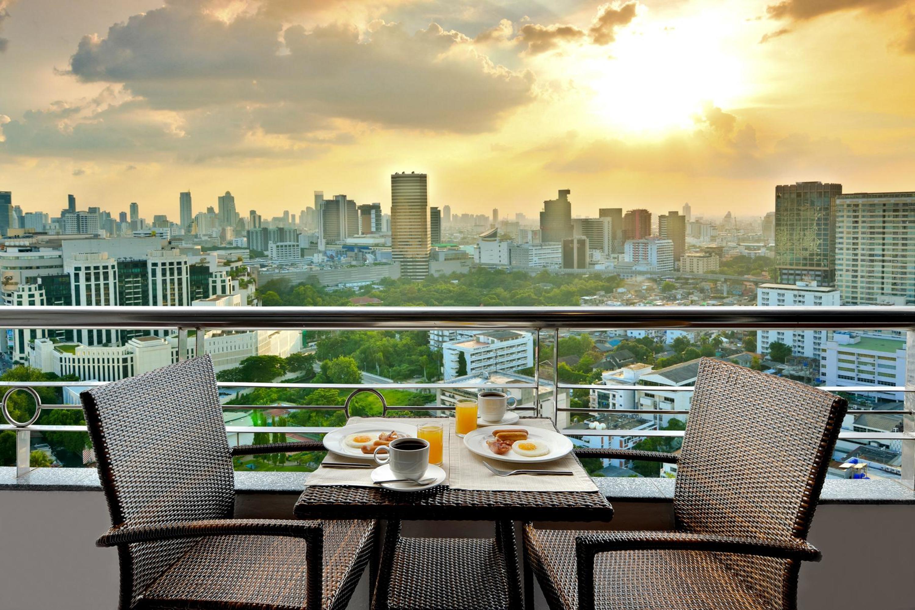 Centre Point Pratunam 酒店 4*